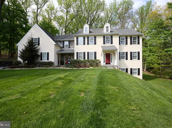 661 Saint Matthews Rd, Chester Springs, PA 19425