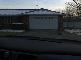 305 Green Valley Dr, Alexandria, IN 46001