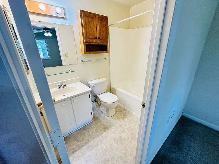 301 Shenandoah Cir — Photo 20
