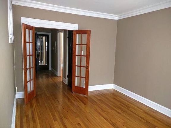 4th image of 7415 S Colfax Ave APT 103