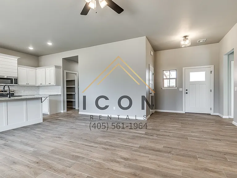 713 N Cottontail Way — Photo 3
