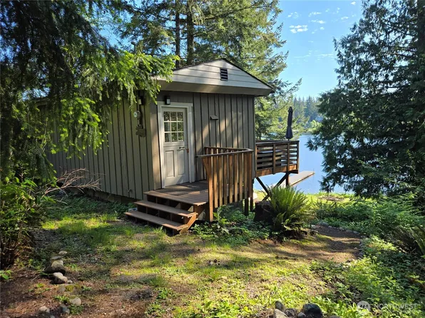 5712 E Lake Bosworth Drive, Snohomish, WA 98290