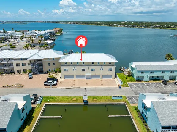 28 Sandollar St #F, Rockport, TX 78382