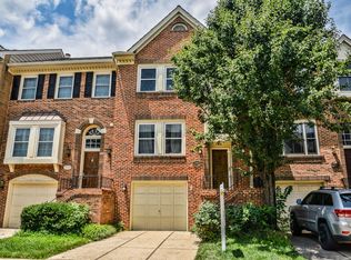 3962 Valley Ridge Dr, Fairfax, VA 22033