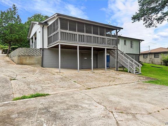 3rd image of 2105 34th Ave