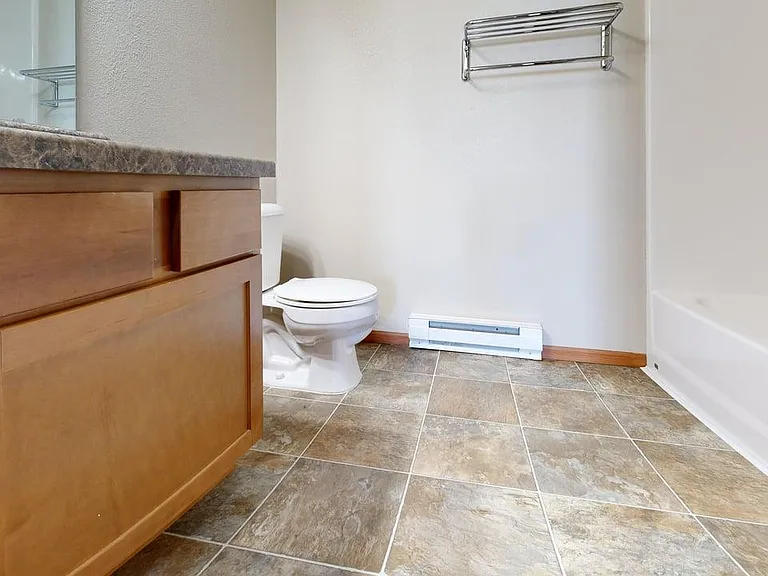 Bakken Ridge Apartments — Photo 4