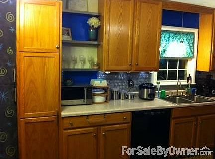 5th image of 2404 W Barker Ave
