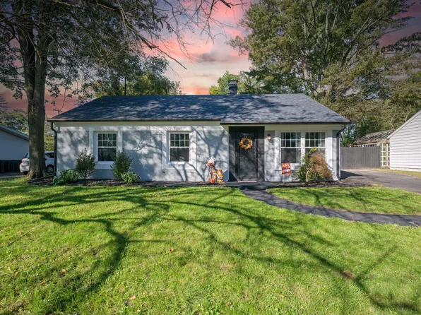 4907 Brinthaven Rd, Sylvania, OH 43560
