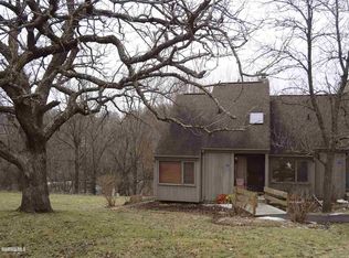 122 Plum Cove Dr, Galena, IL 61036