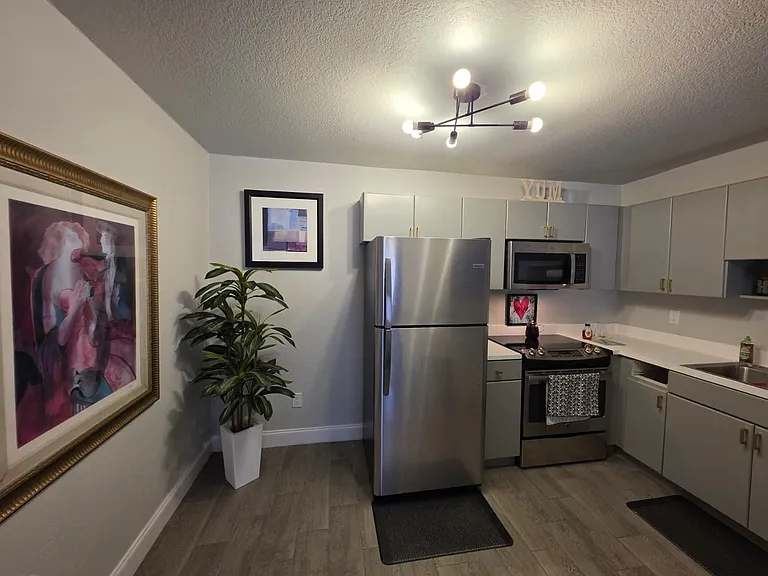 21020 Voyager Blvd #1 — Photo 14
