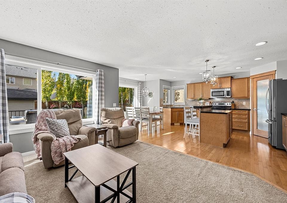 1st image of 176 E Royal Oak Ter NW