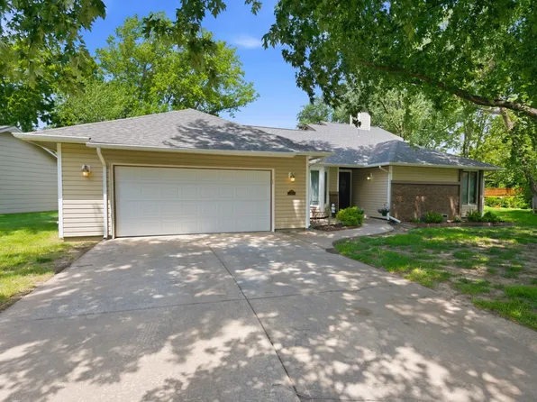 519 S Partridge Ln, Derby, KS 67037