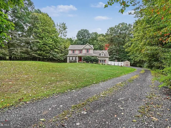 407 Clouser Hollow Rd, New Bloomfield, PA 17068