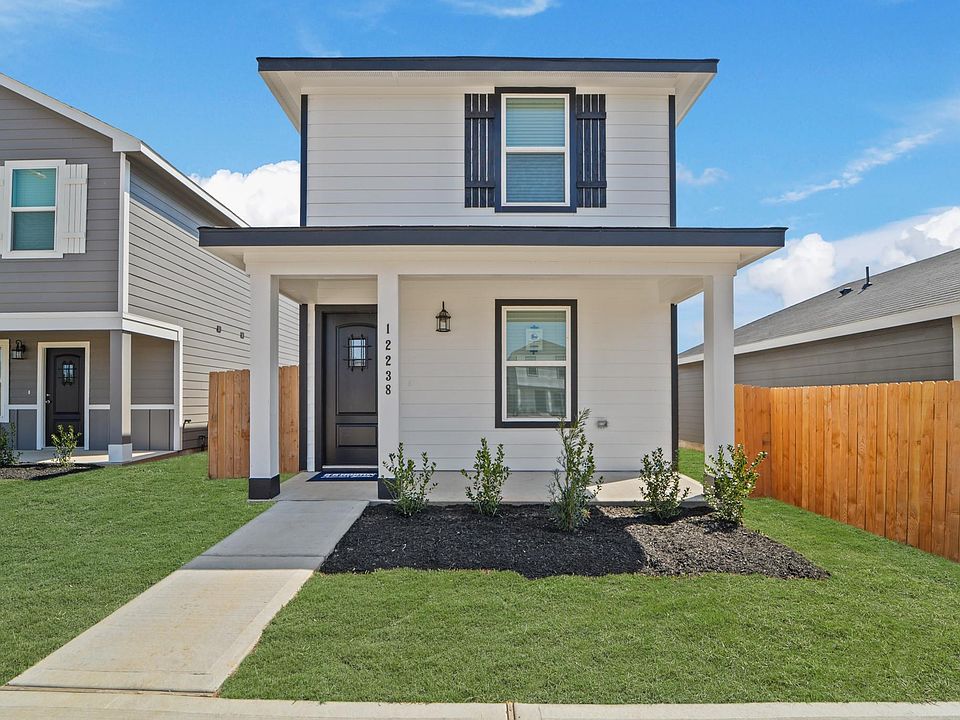 1st image of 12238 Shield Crest Ct