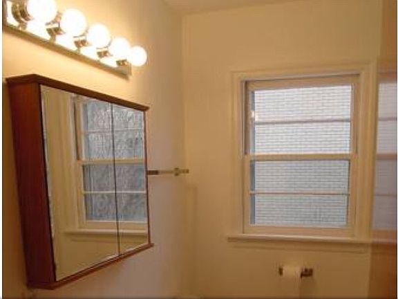 Main floor bath