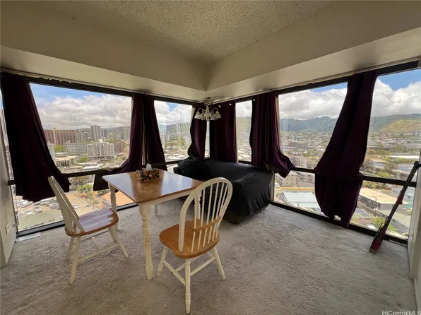 1750 Kalakaua Ave APT 1311, Honolulu, HI 96826