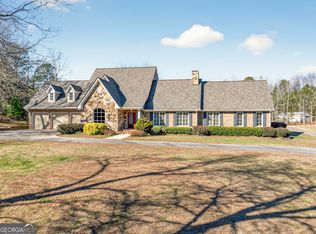 6725 Eubanks Creek Dr, Clermont, GA 30527