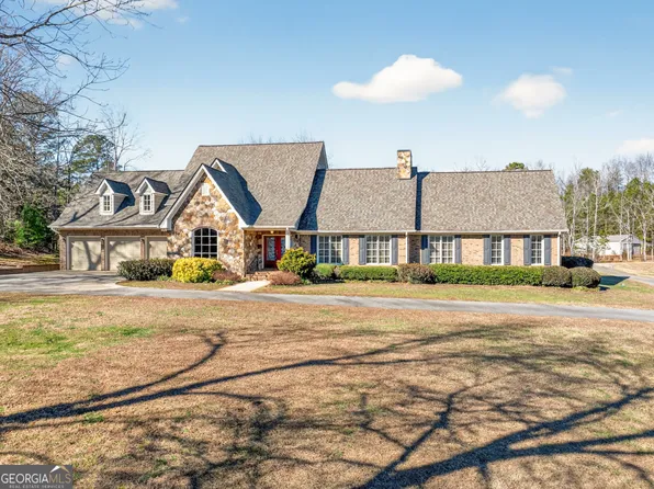 6725 Eubanks Creek Dr, Clermont, GA 30527