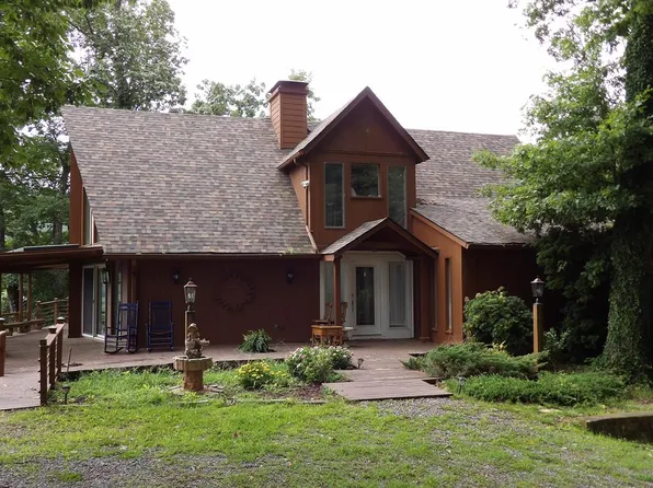 995 Mining Gap Trl, Young Harris, GA 30582