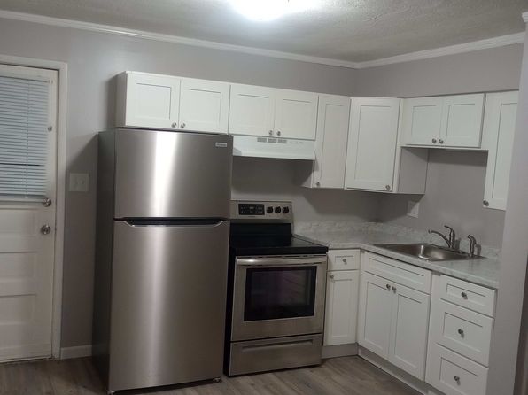 6637 Manila Rd #4