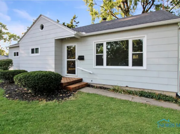 320 W Washington St, Oak Harbor, OH 43449