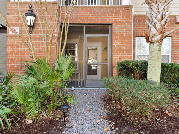 1101 Basildon Rd, Mount Pleasant, SC 29466