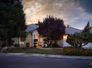 4015 Desert Palm Way, Bakersfield, CA 93311