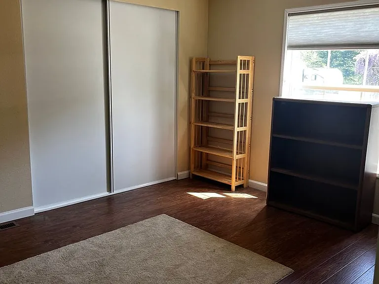 1449 Anderson Ave — Photo 12