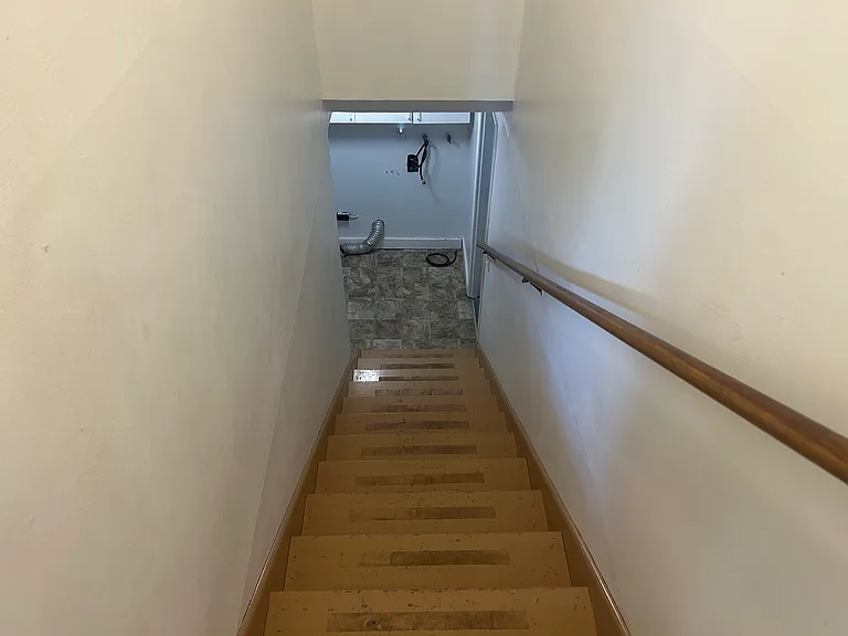 910 Oakway Dr — Photo 20