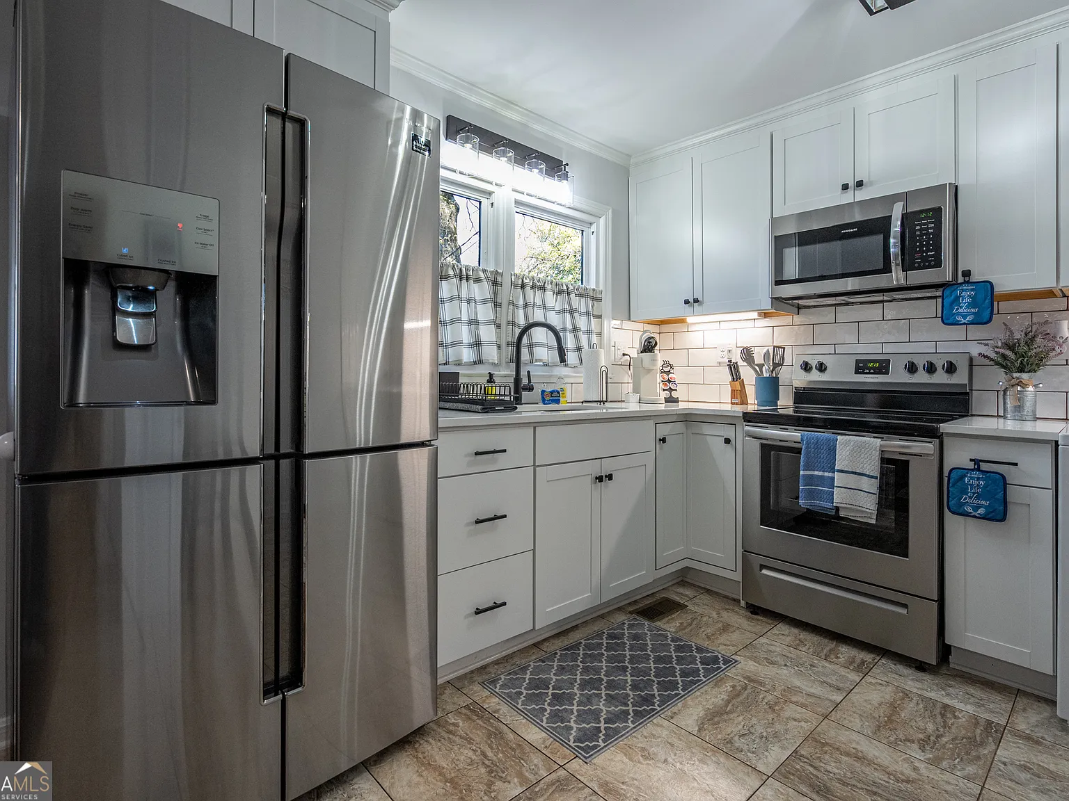 1 bed, 1.5 bath, $2,952 — Photo 3