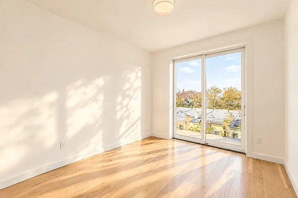 Bedroom, photo 5