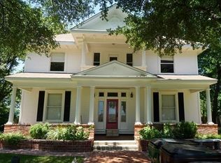 104 S Georgetown St, Round Rock, TX 78664