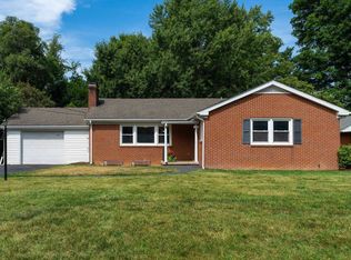 341 Ridge Cir, Waynesboro, VA 22980