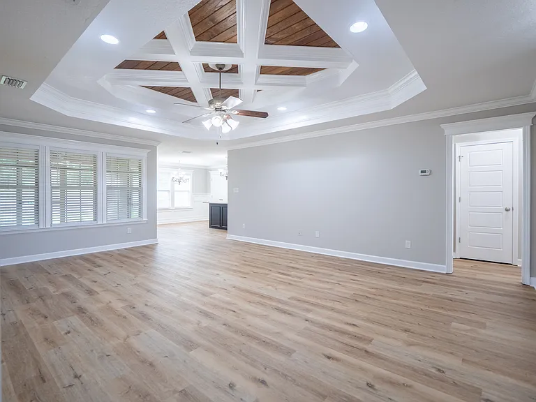 4251 Shadow Garden Dr — Photo 9