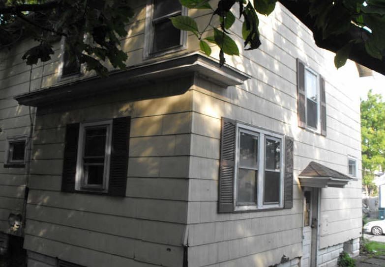 2nd image of 397 Roycroft Dr