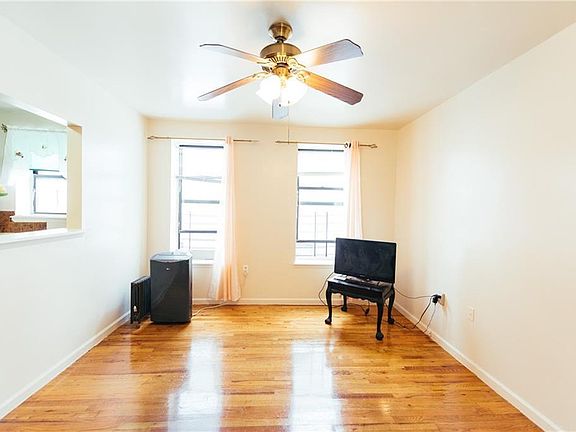 2nd image of 2400 Davidson Ave APT B21
