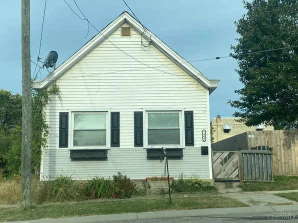 7401 Perry St, Cincinnati, OH 45231