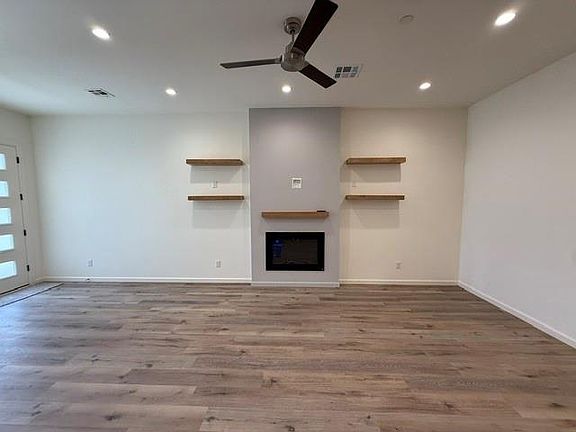 4th image of 533 Wimbledon Rd