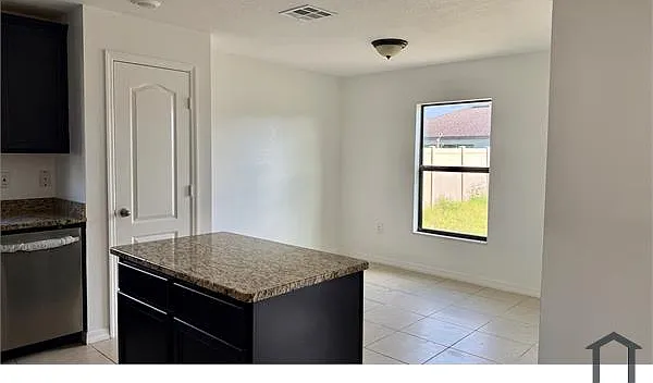 837 Chatham Walk Dr — Photo 3