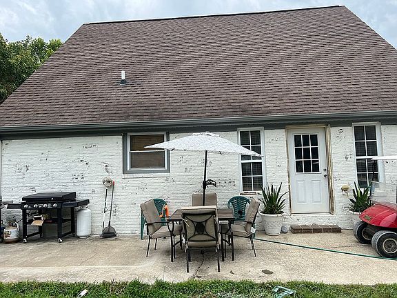 5th image of 534 Guthrie St