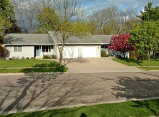 103 8th Ave S, Onalaska, WI 54650
