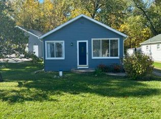 890 Sunrise Park St, Howell, MI 48843