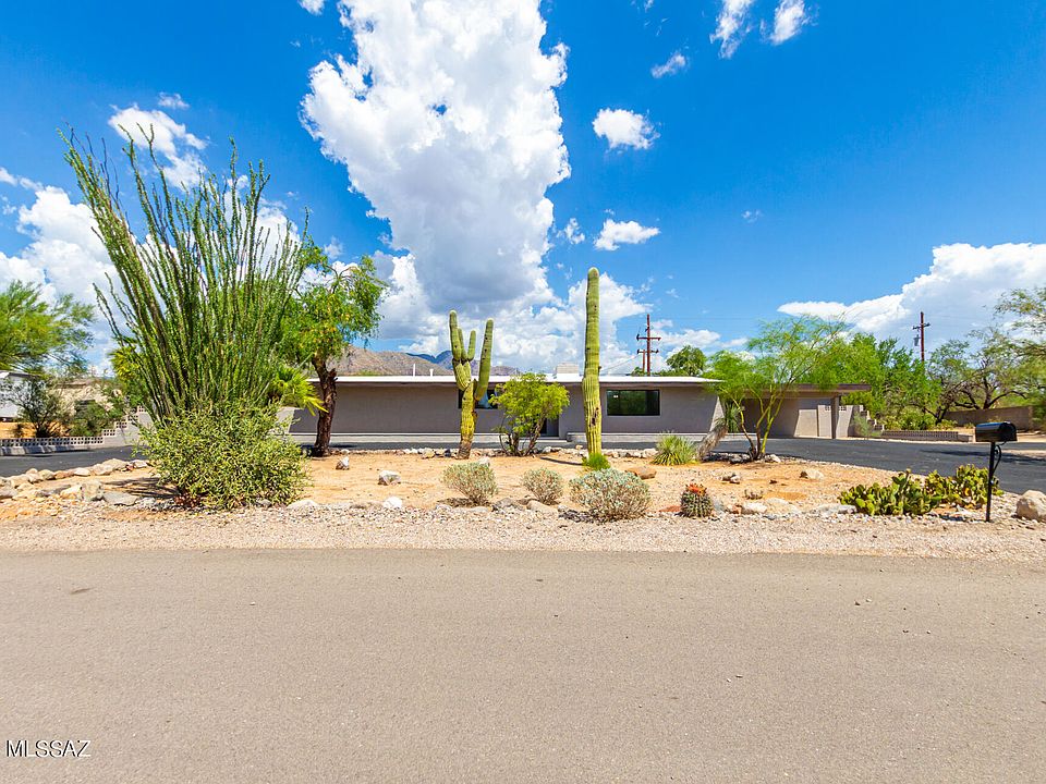 1st image of 8140 N Carolyn Pl