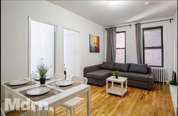 Rented by Mdrn Residential | media 6