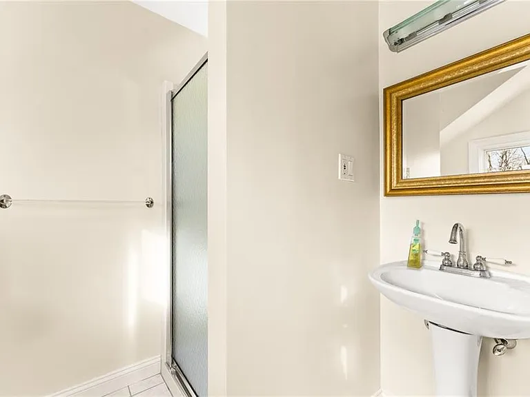 163 Beachwood Dr — Photo 20
