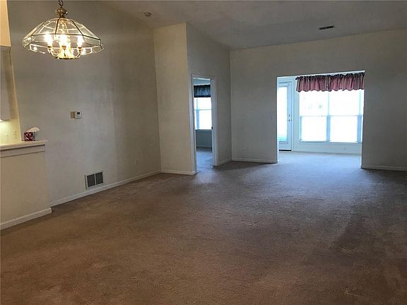 4th image of 4885 Arbor Ct