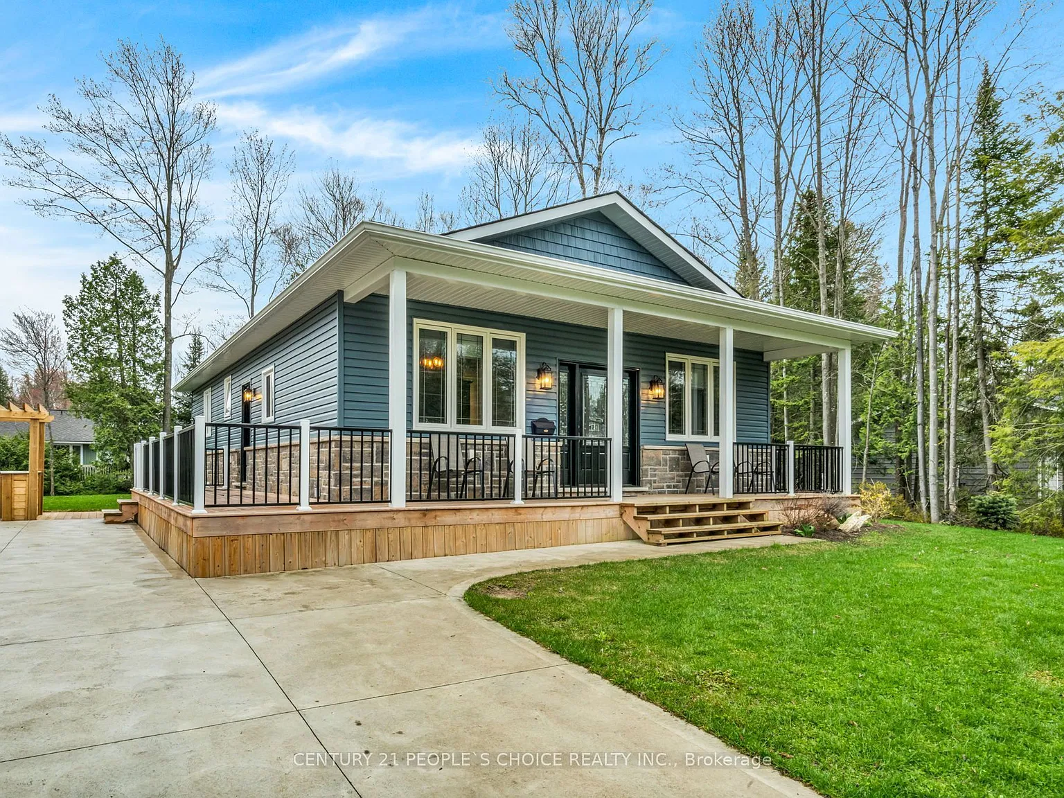 3 bed, $2,700 — Photo 3