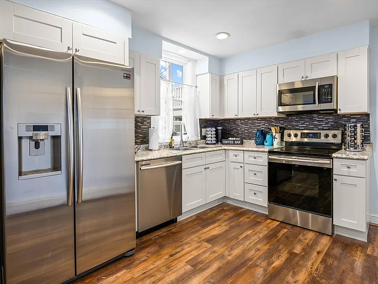 207 N Harvard Ave — Photo 16