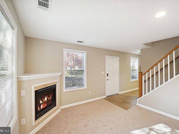 5th image of 508 Crabb Ave