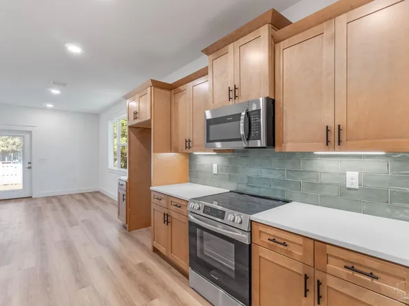 5870 Congress St, Gulf Breeze, FL 32563